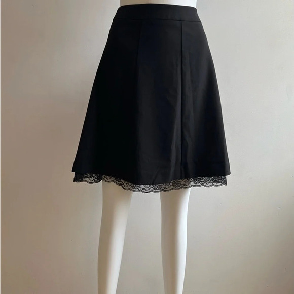 Zero Denmark Lace trimmed black A-line Mini Skirt Fully Lined Size 10 NWT - Picture 2 of 8